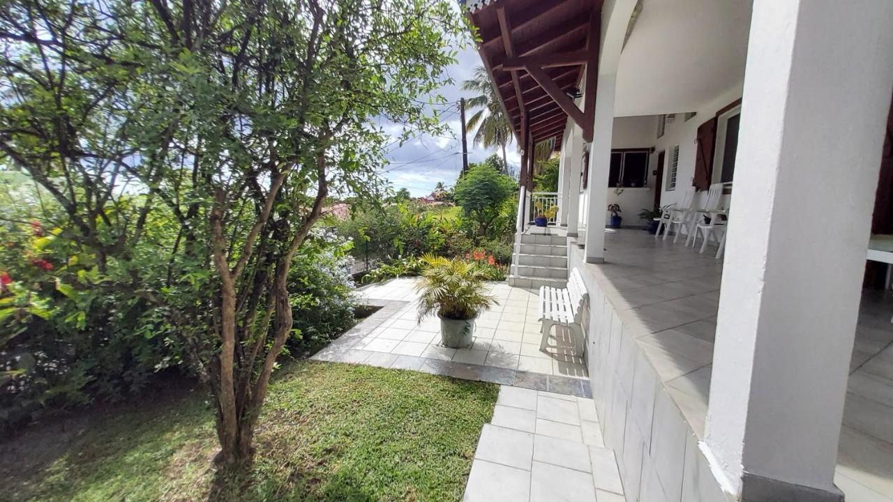 Appartement Les Bougainvilliers Vue Mer Saint-Claude Esterno foto